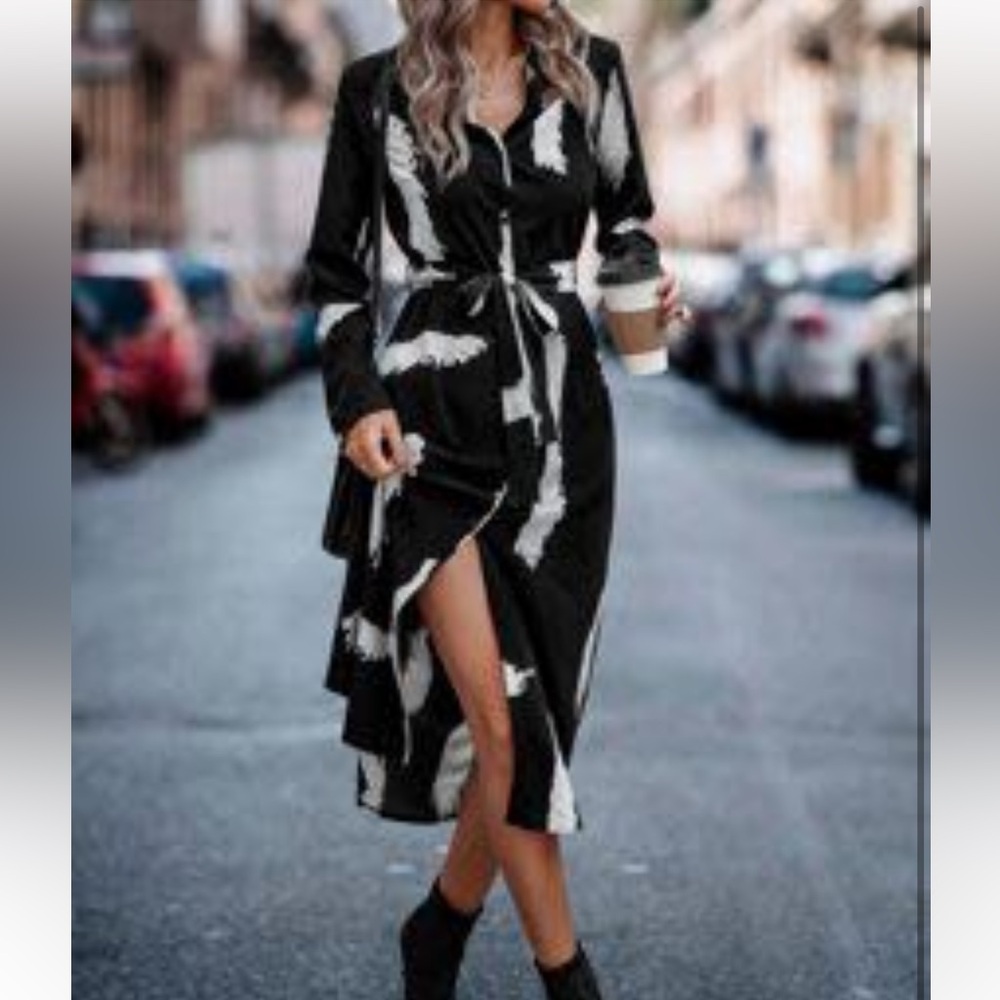 Chic Asymmetrical Black and White Skirt